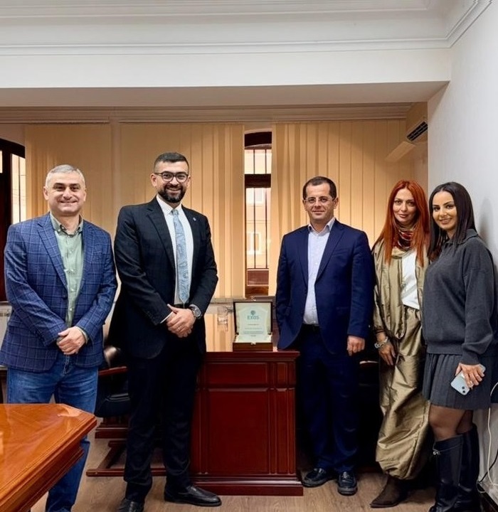 Արմենիա Ինշուրանսը հյուրընկալել է EXOS-ի ներկայացուցչին